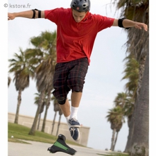 Skateboard à trois c