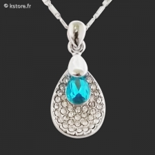 Collier argenté avec