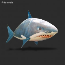 Requin gonflable, vo