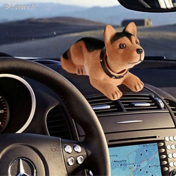 Mignon Creative Doll voiture Secouer Tête de chien Ornements de voiture  Décorations intérieur Kiliaadk490 - Accessoire téléphonie pour voiture à la  Fnac
