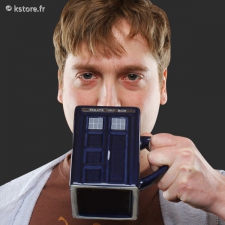 Mug TARDIS de docteu